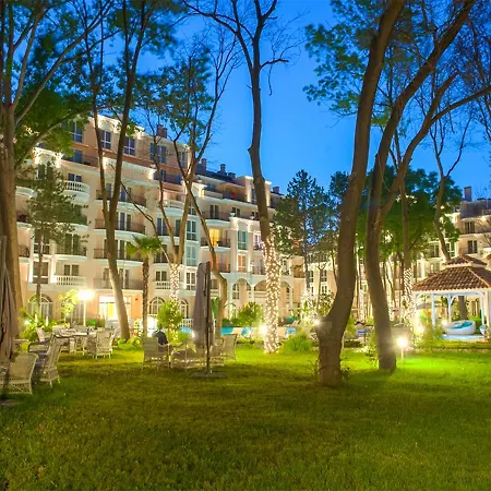 Anastasia Palace 아파트 네세부르